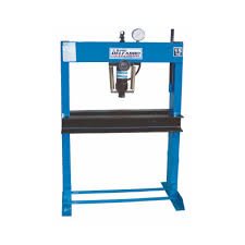 PRENSA 15 TNS DE BANCO LIVIANA